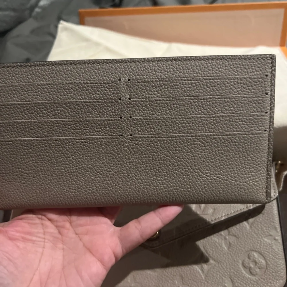 Louis Vuitton Felicie bag - Picture 7 of 10